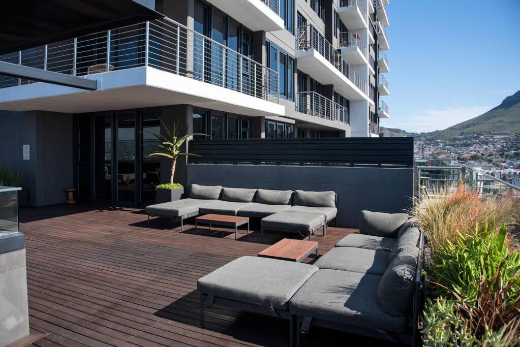 Apartment Magnificent Penthouse With Breathtaking Views *