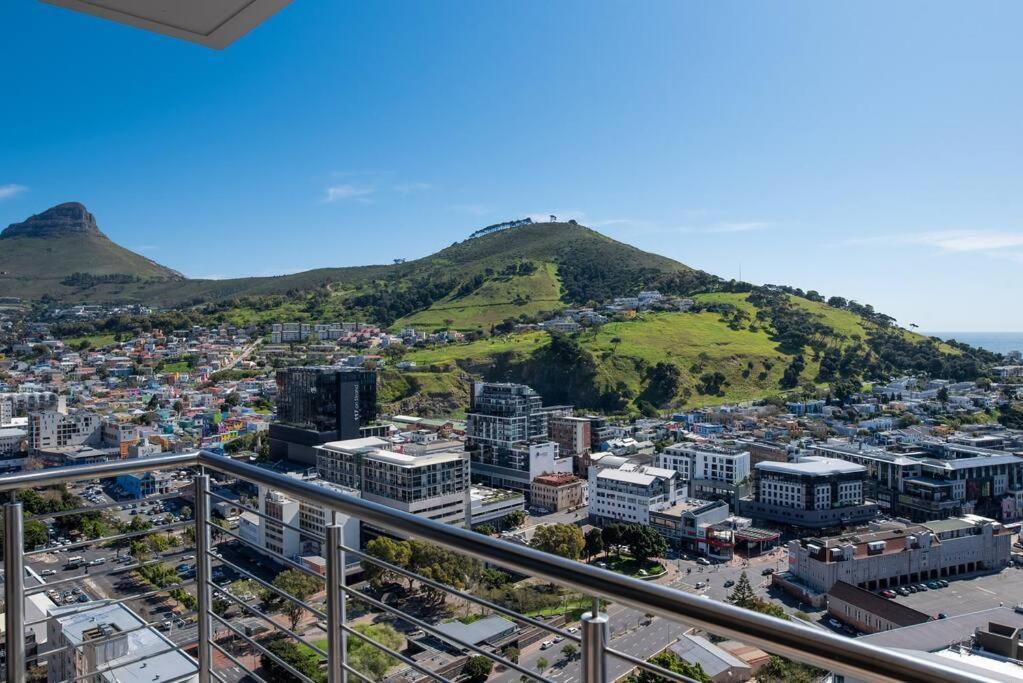 Magnificent Penthouse With Breathtaking Views Apartment